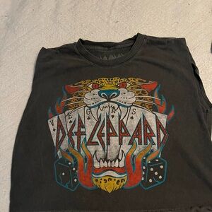 Def Leppard Graphic Tank Top